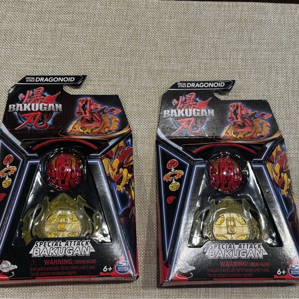 Bakugan Special Attack Action Figures - Red and Gold
